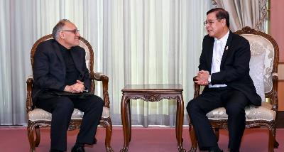 The Ambassador of the Islamic Republic of Iran met with the Minister of Foreign Affairs of Thailand